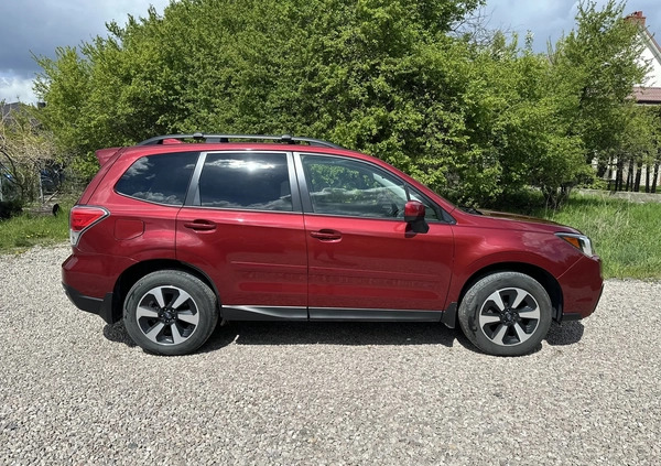 Subaru Forester cena 82999 przebieg: 74300, rok produkcji 2018 z Piaseczno małe 301